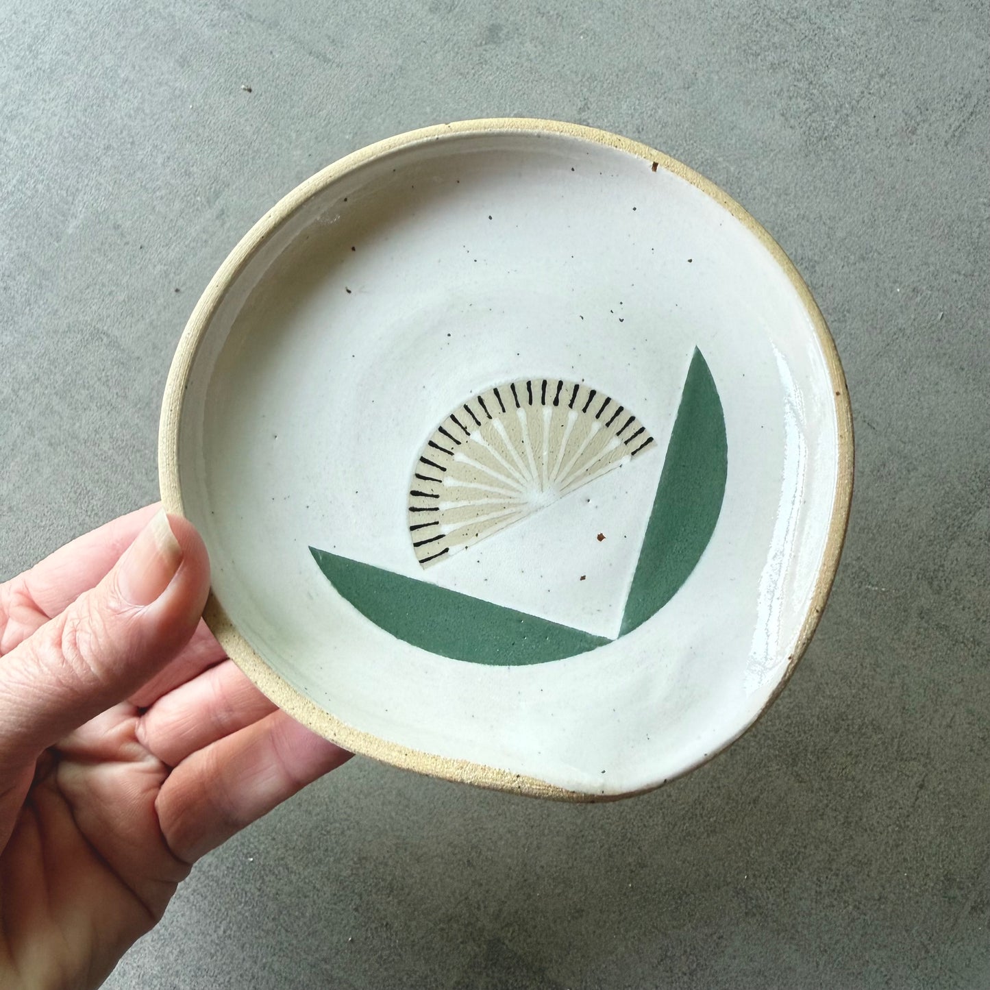 Spoon rest, radial flower