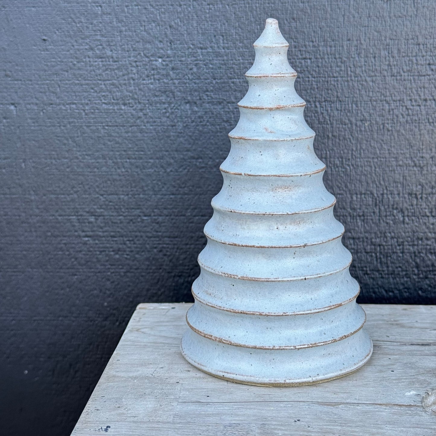 Decorative tree, ridges