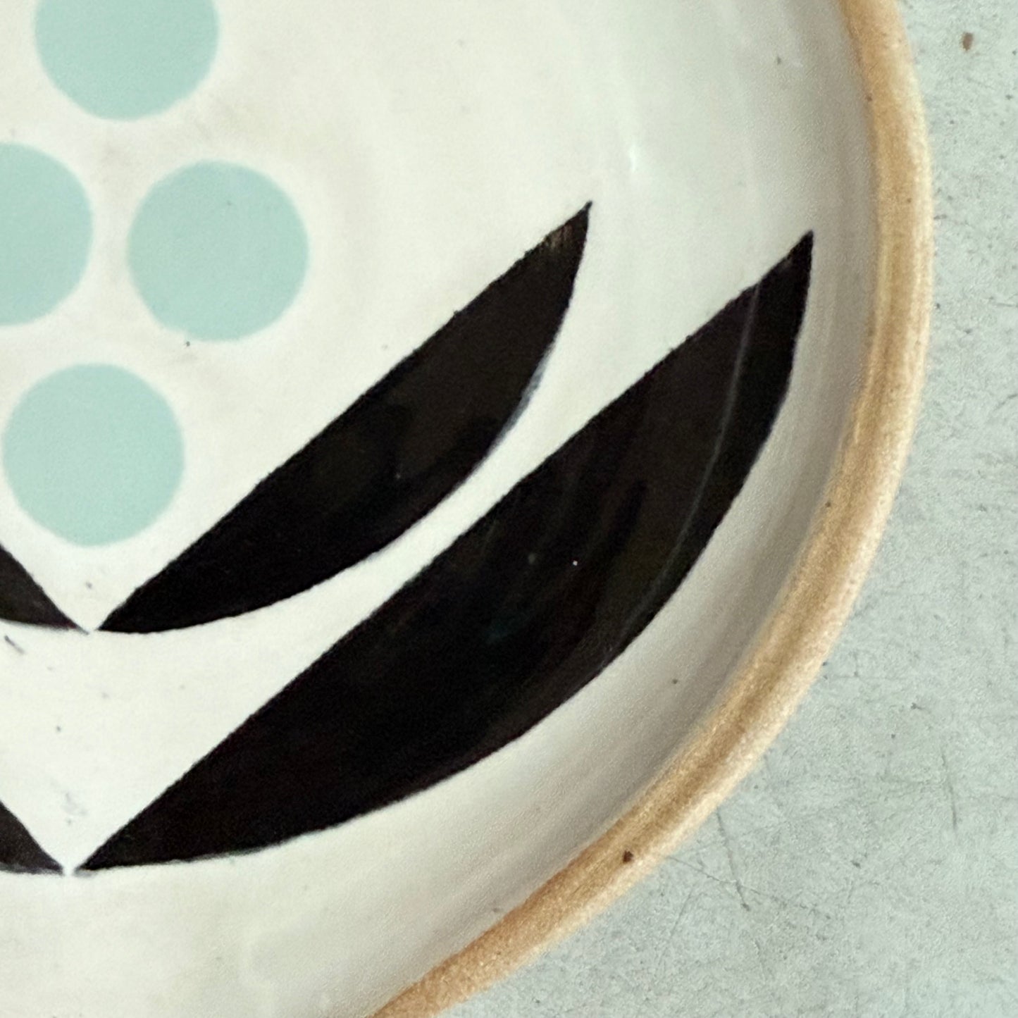 Spoon rest, stylized blue flower