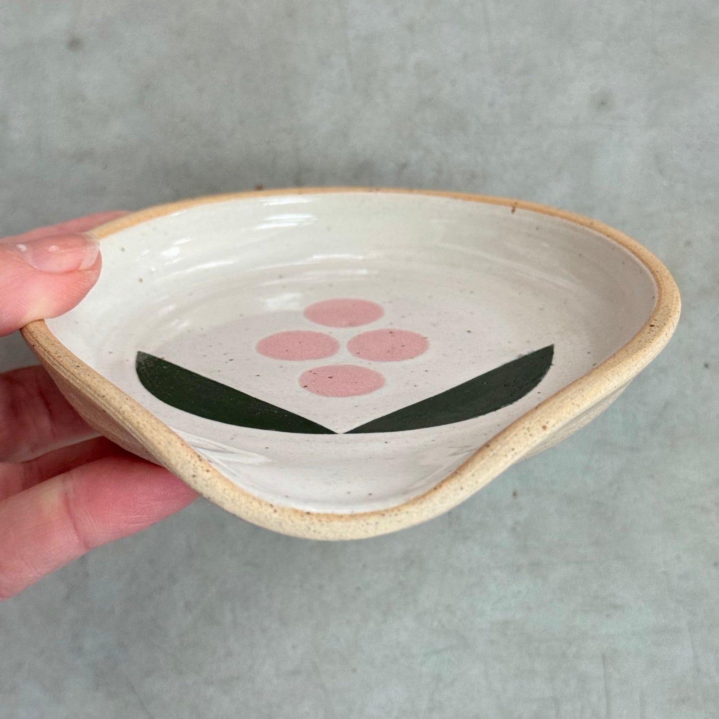 Spoon rest, stylized pink flower