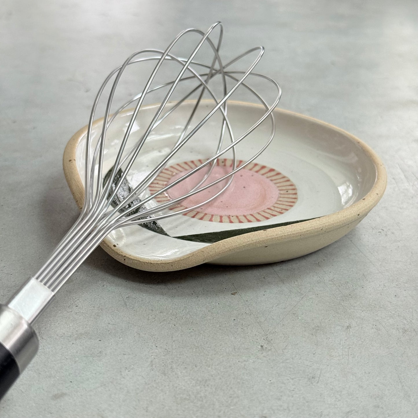 Spoon rest, pink flower