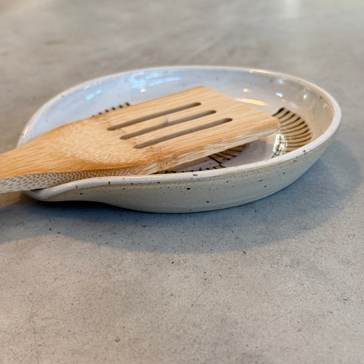PREORDER Spoon rest, alternating arch