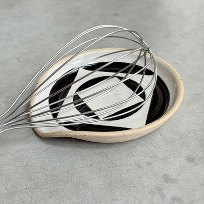 Small spoon rest, black geo