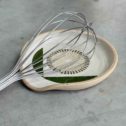 Spoon rest, radial flower