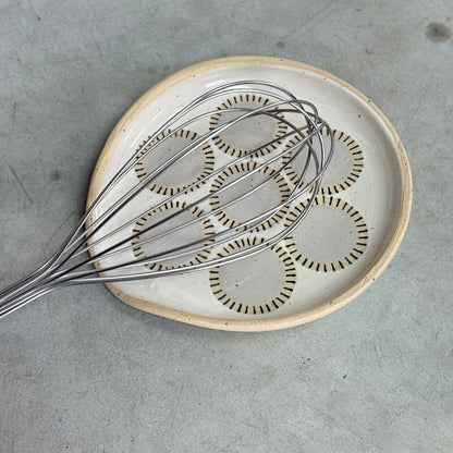 Spoon rest, radial circles