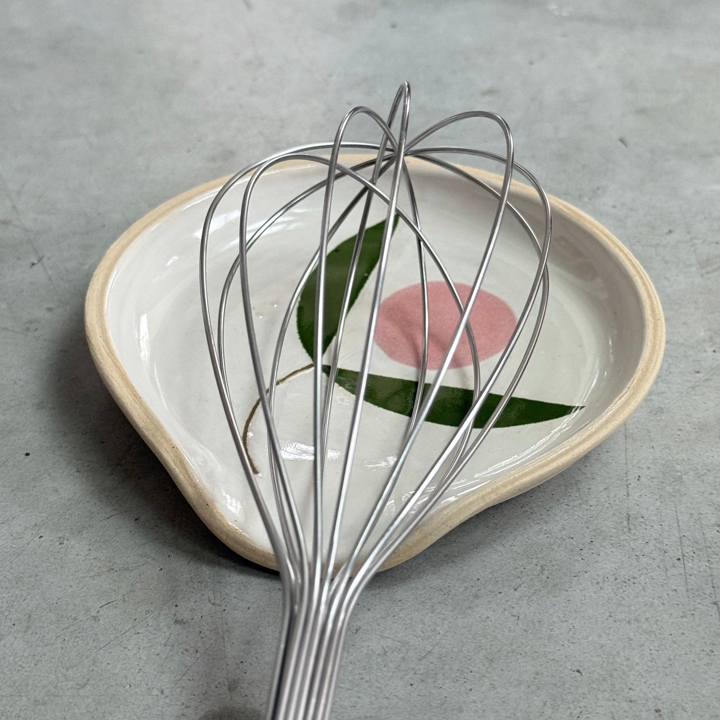 Spoon rest, small pink flower