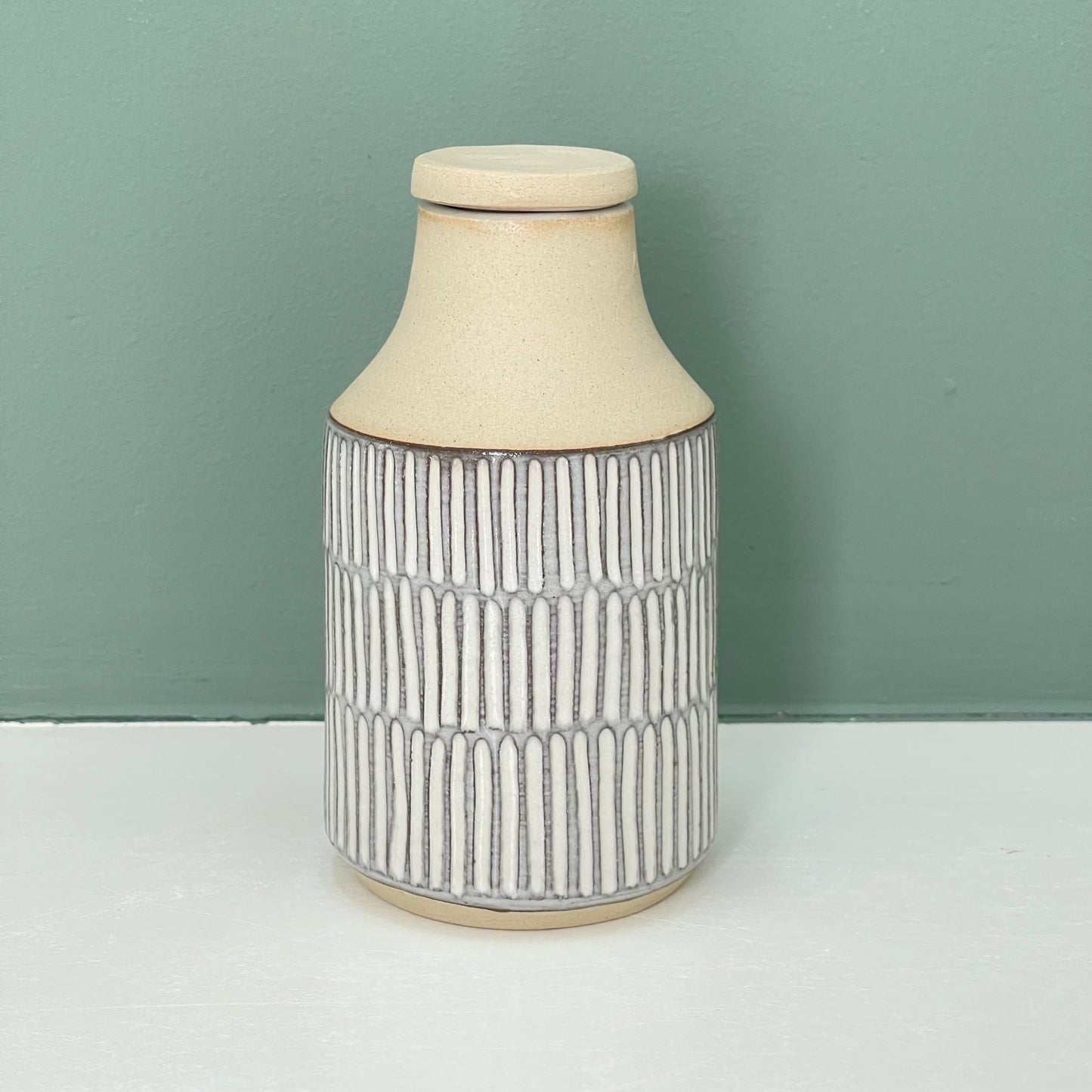 Jar/ Diffuser Holder, grey