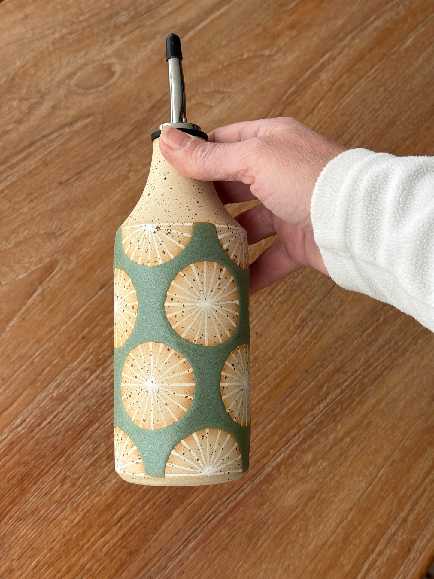 Oil bottle, green/ white radial