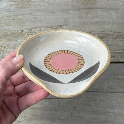 Spoon rest, pink radial flower