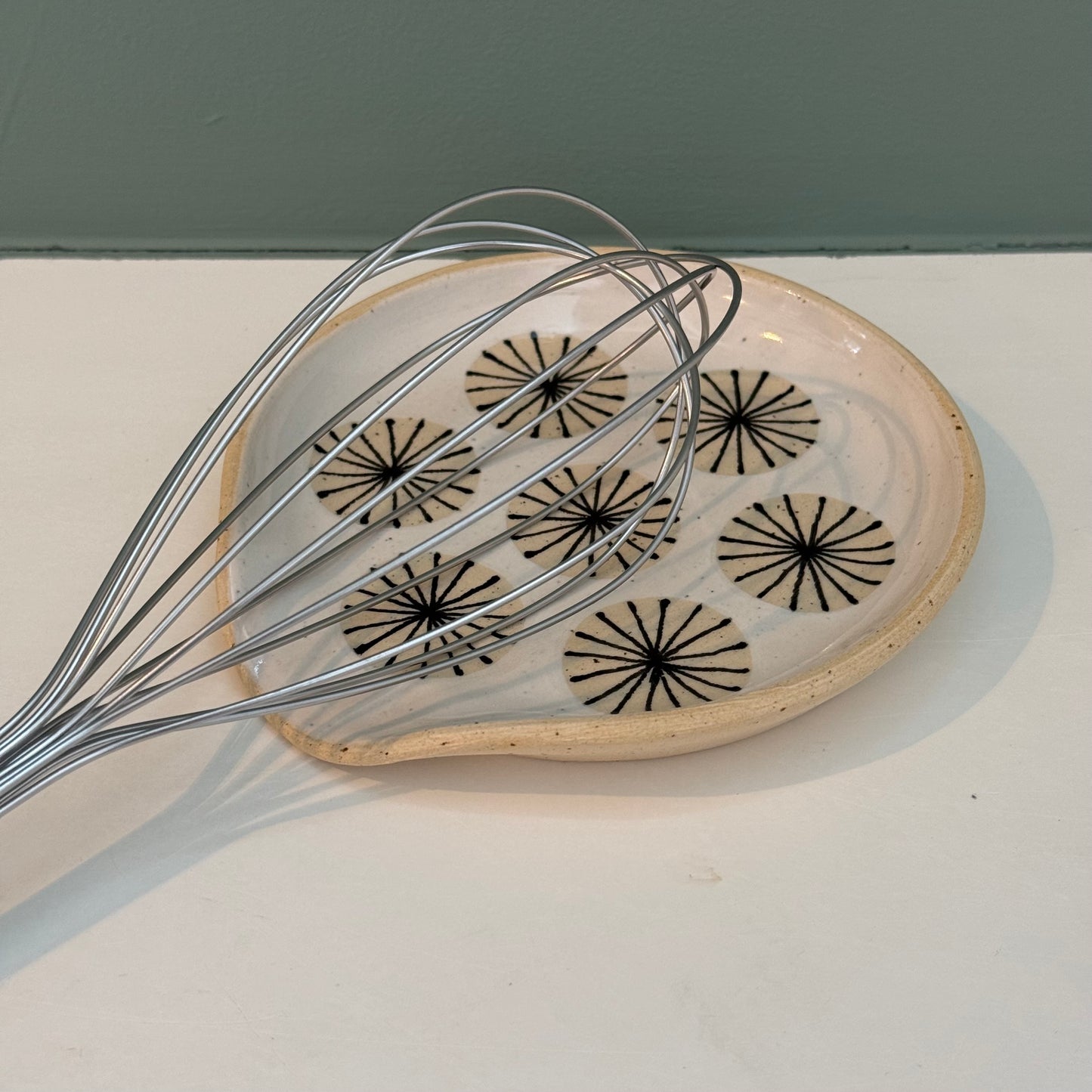 Spoon rest, radials