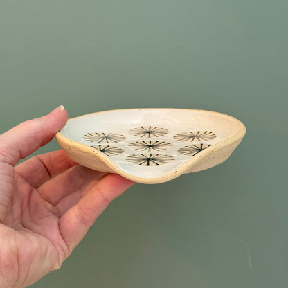 Spoon rest, radials