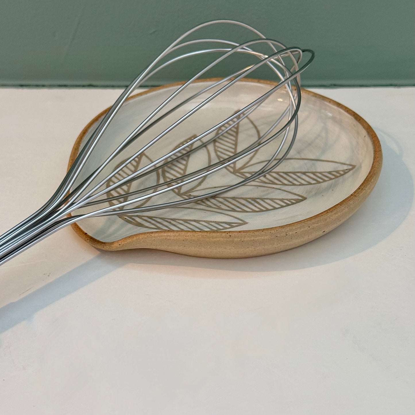 Spoon rest, leaves white II