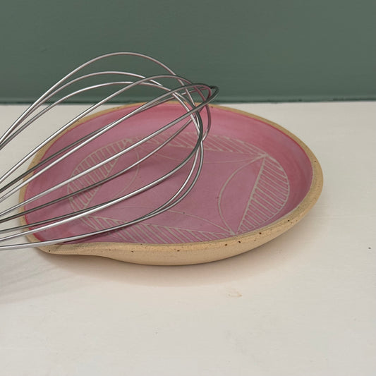 Spoon rest, leaves pink