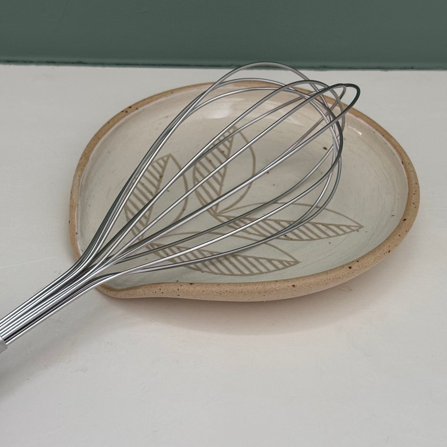 Spoon rest, leaves white