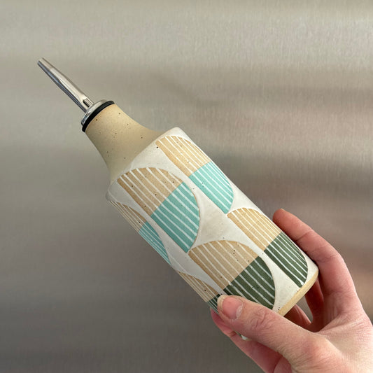 Oil bottle, mint geo