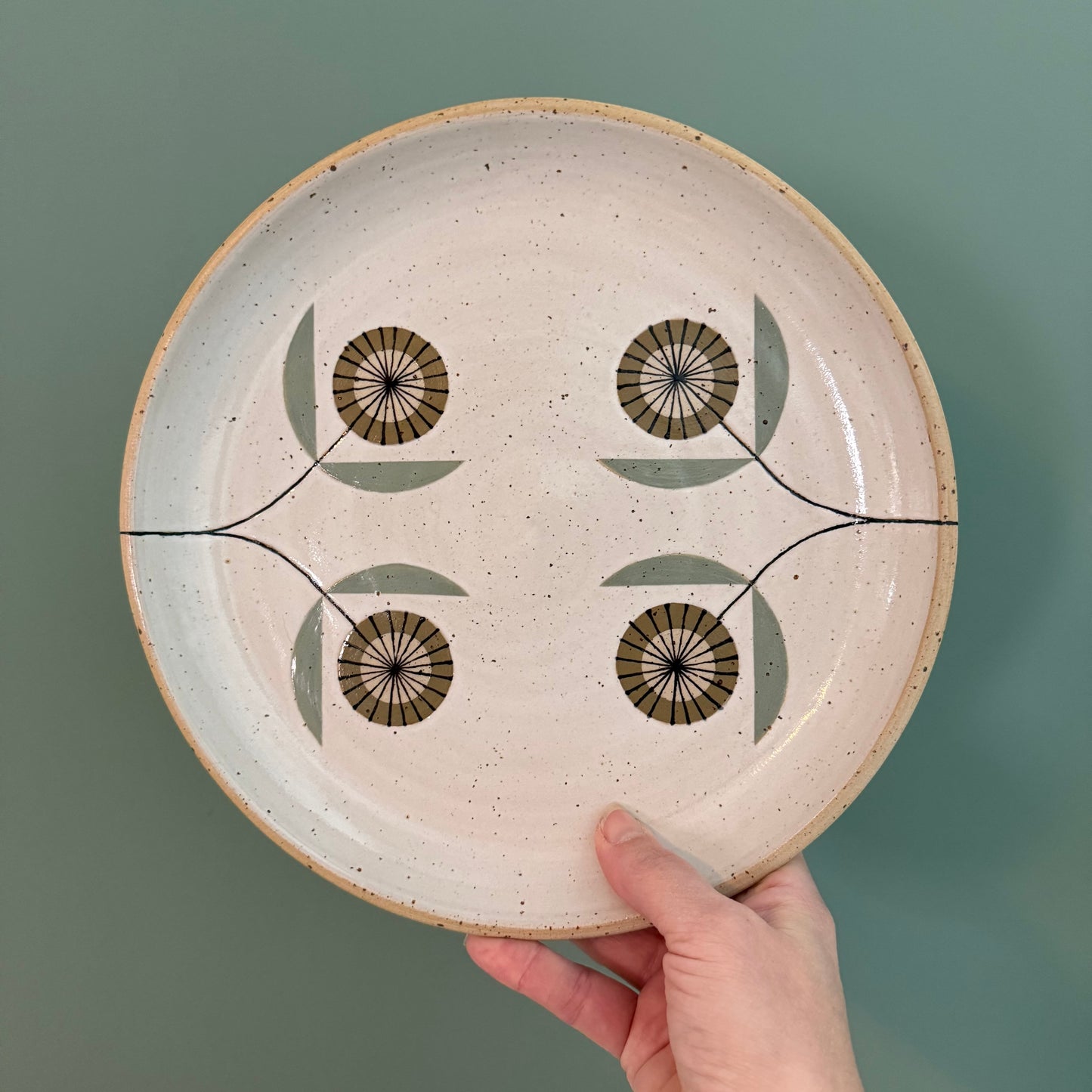 Serving platter, green flowers