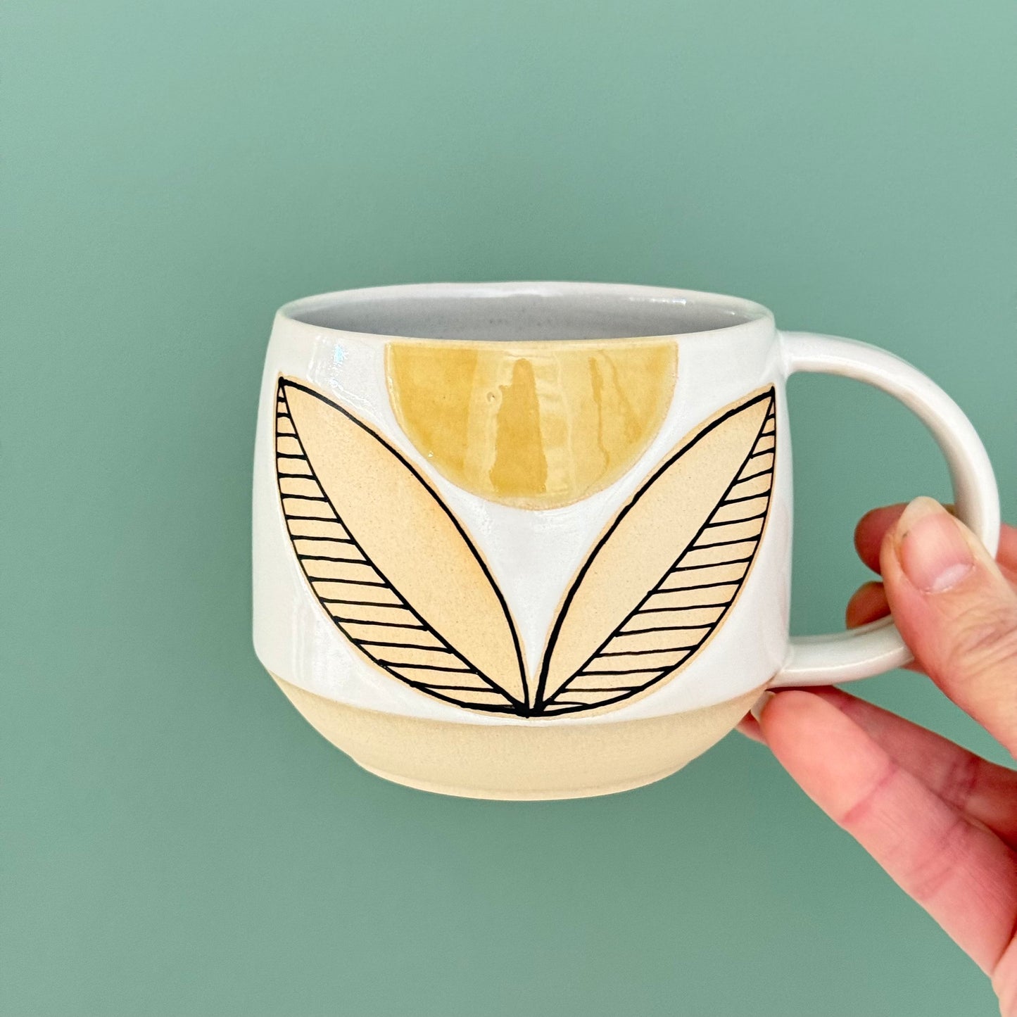 Mug, yellow tulip