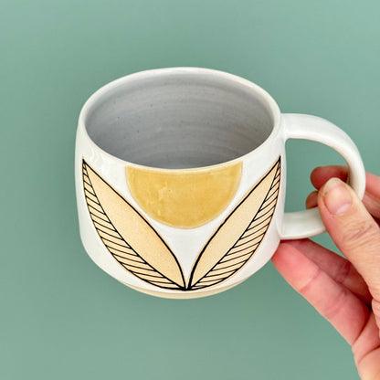 Mug, yellow tulip