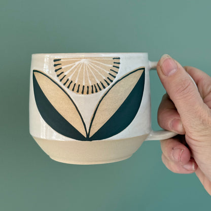 Mug, radial flower