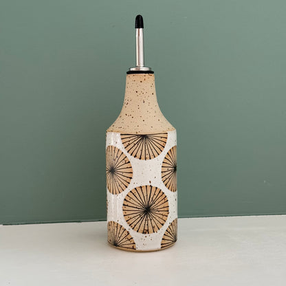 Oil bottle, radials