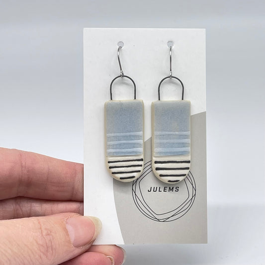 Earrings, grey/ black lines
