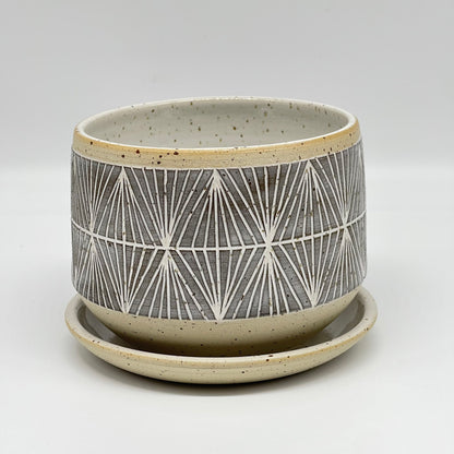 Planter, grey geometric