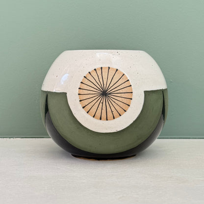 Small vase, radial/ green