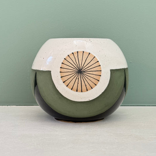 Small vase, radial/ green